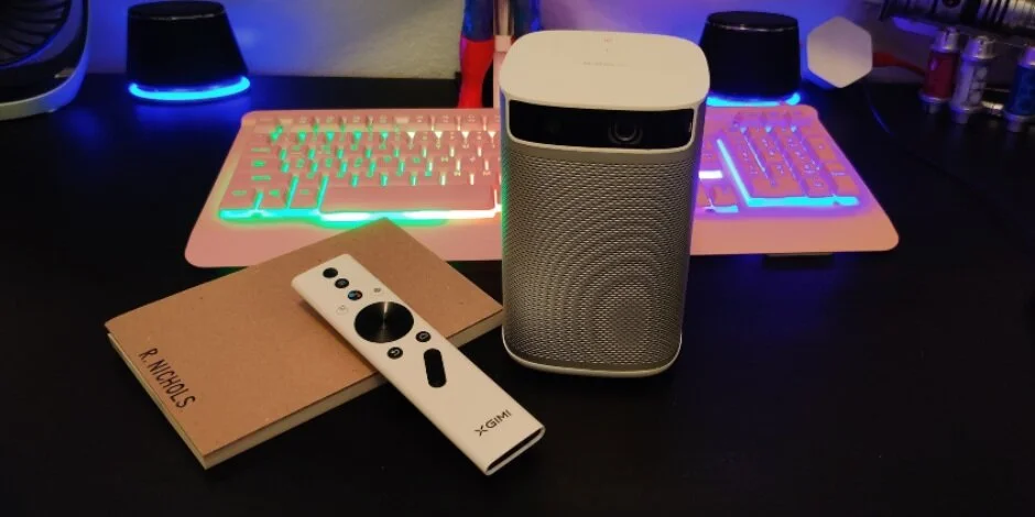 XGIMI MoGo Pro Projector Review: A Game Changer — GameTyrant